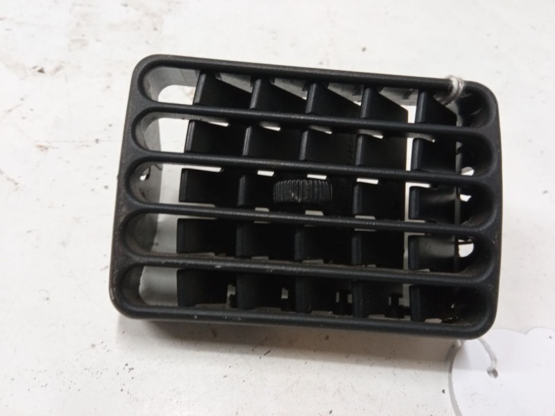 Recambio de aireador central izquierdo para volkswagen polo iii (6n1) 60 1.4 referencia OEM IAM   