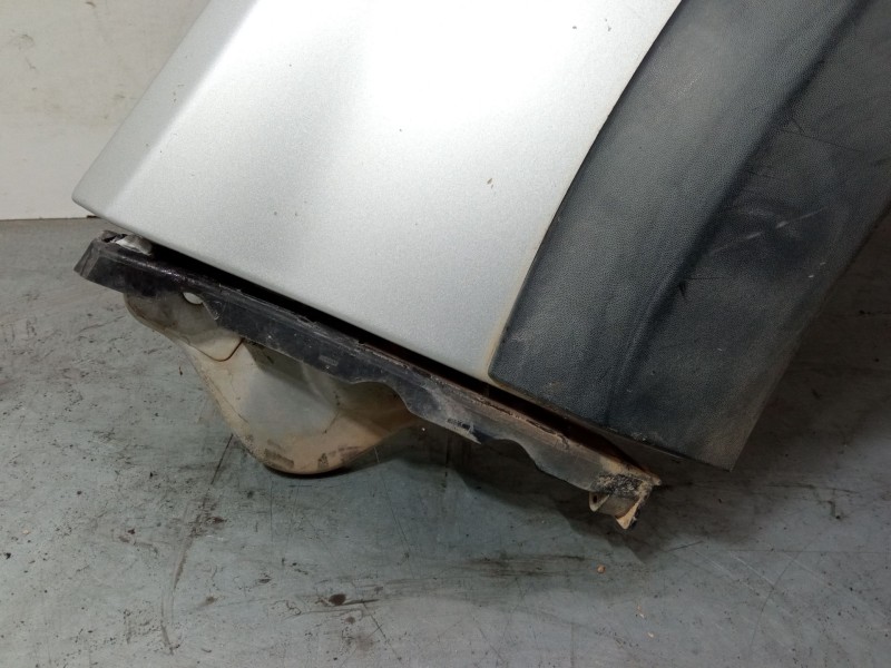 Recambio de aleta delantera derecha para dacia sandero (bs_) 1.6 mpi 85 (bs03) referencia OEM IAM   