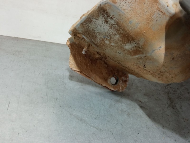 Recambio de aleta delantera derecha para dacia sandero (bs_) 1.6 mpi 85 (bs03) referencia OEM IAM   