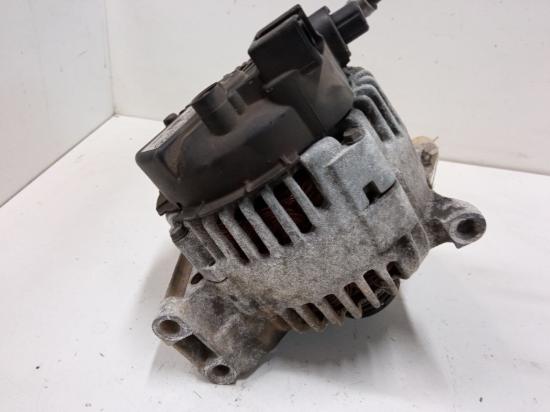 Recambio de alternador para mercedes-benz clase b sports tourer (w245) b 180 cdi (245.207) referencia OEM IAM A6401540302  