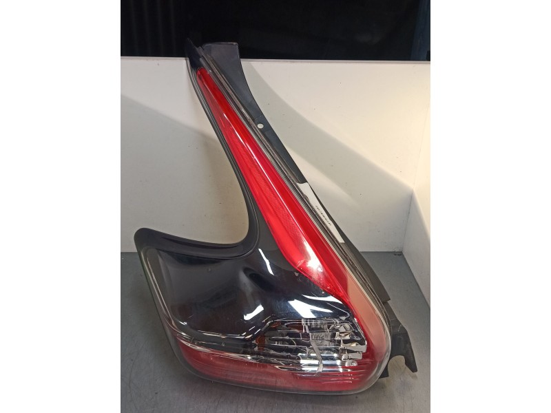 Recambio de piloto trasero izquierdo para nissan juke (f15) 1.2 dig-t referencia OEM IAM L90049815 26555BV80A 