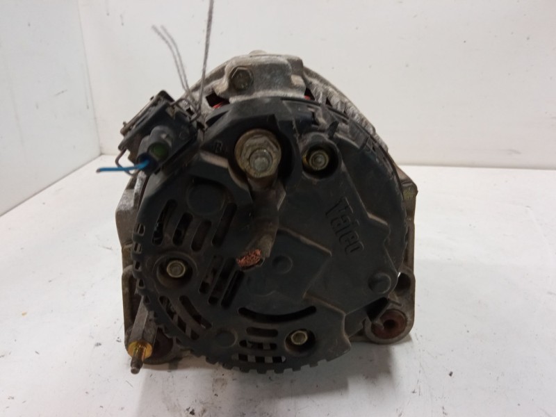 Recambio de alternador para volkswagen polo iii (6n1) 60 1.4 referencia OEM IAM 037903023G  