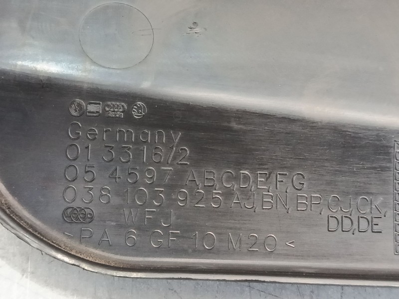 Recambio de tapa motor para audi a3 (8l1) 1.9 tdi referencia OEM IAM 054597  