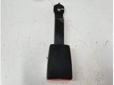 Recambio de anclaje cinturon delantero derecho para renault clio iii (br0/1, cr0/1) 1.5 dci (br17, cr17) referencia OEM IAM   