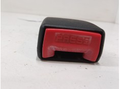 Recambio de anclaje cinturon delantero derecho para renault clio iii (br0/1, cr0/1) 1.5 dci (br17, cr17) referencia OEM IAM    2