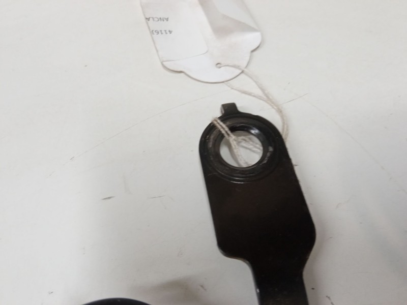 Recambio de anclaje cinturon delantero izquierdo para citroën c3 ii (sc_) 1.0 vti 68 referencia OEM IAM   