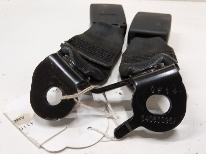 Recambio de anclaje cinturon trasero izquierdo para citroën c3 ii (sc_) 1.0 vti 68 referencia OEM IAM   