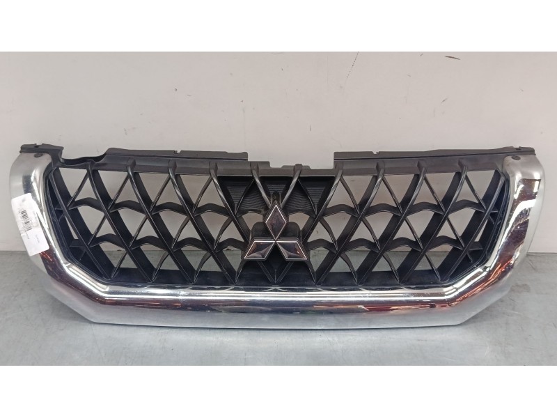 Recambio de rejillas capo para mitsubishi montero sport i (k7_, k9_) 2.5 td (k94w, k74t) referencia OEM IAM MR47859798  