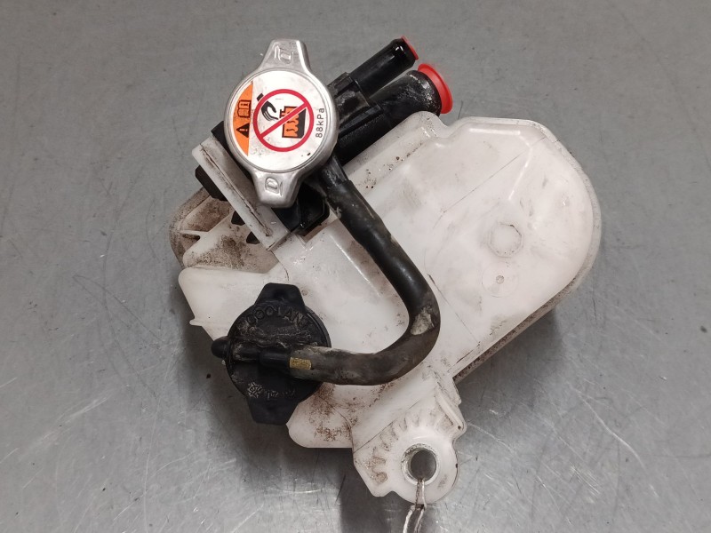 Recambio de botella expansion para toyota corolla station wagon (_e21_) 1.8 hybrid (zwe211) referencia OEM IAM 164700T100  