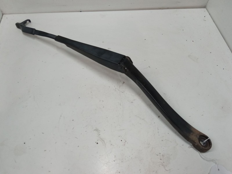 Recambio de brazo limpia delantero izquierdo para mercedes-benz clase e (w212) e 350 cgi (212.057) referencia OEM IAM   