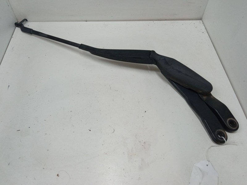 Recambio de brazo limpia delantero derecho para mercedes-benz clase e (w212) e 350 cgi (212.057) referencia OEM IAM   