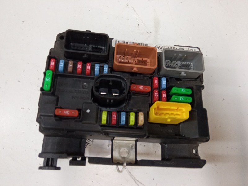 Recambio de bsm para citroën c3 ii (sc_) 1.0 vti 68 referencia OEM IAM 9667199680  
