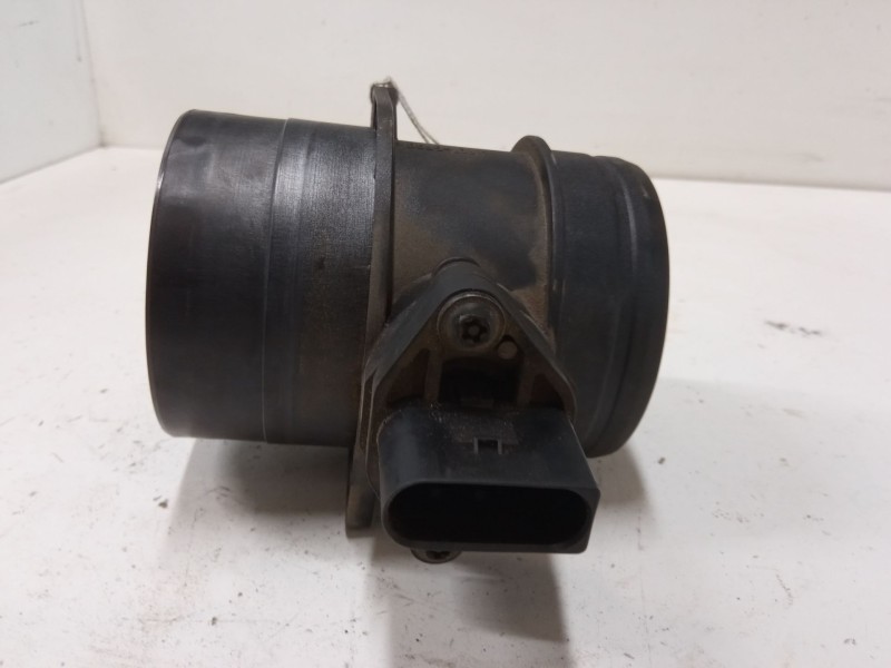 Recambio de caudalimetro para volkswagen passat b6 (3c2) 2.0 tdi 16v referencia OEM IAM 074906461B  