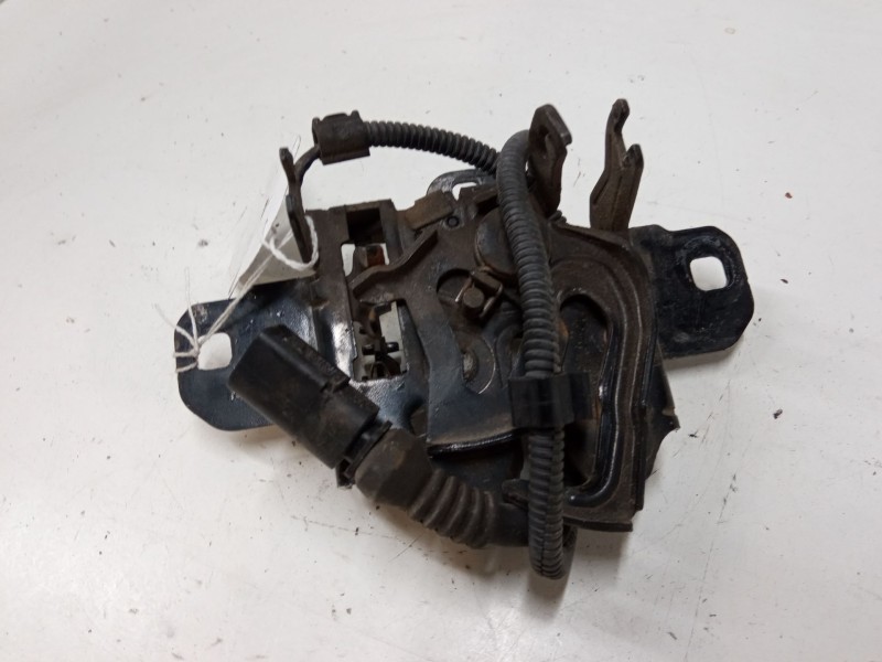 Recambio de cerradura capo para volkswagen golf iv (1j1) 1.4 16v referencia OEM IAM   