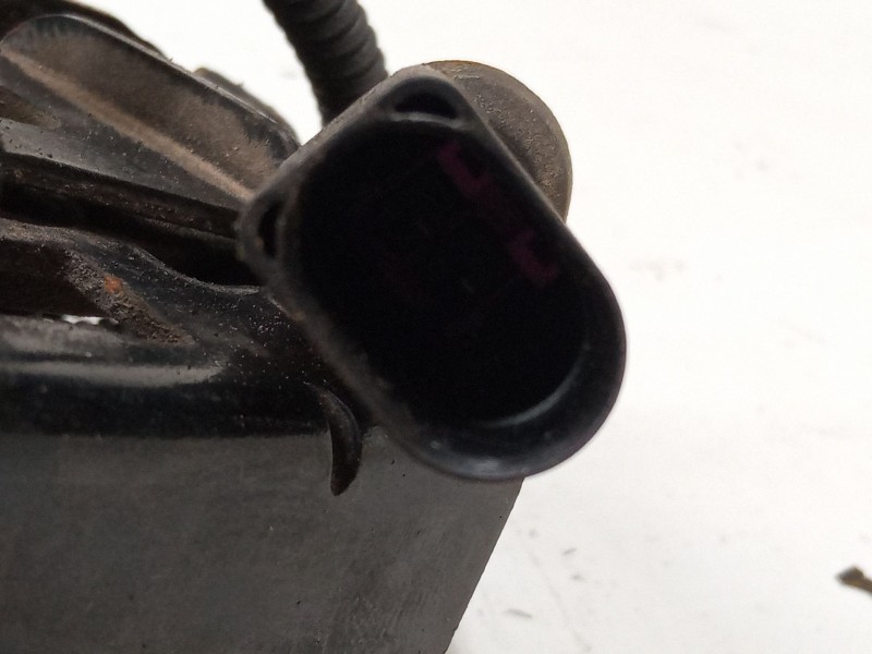 Recambio de cerradura capo para volkswagen golf iv (1j1) 1.4 16v referencia OEM IAM   