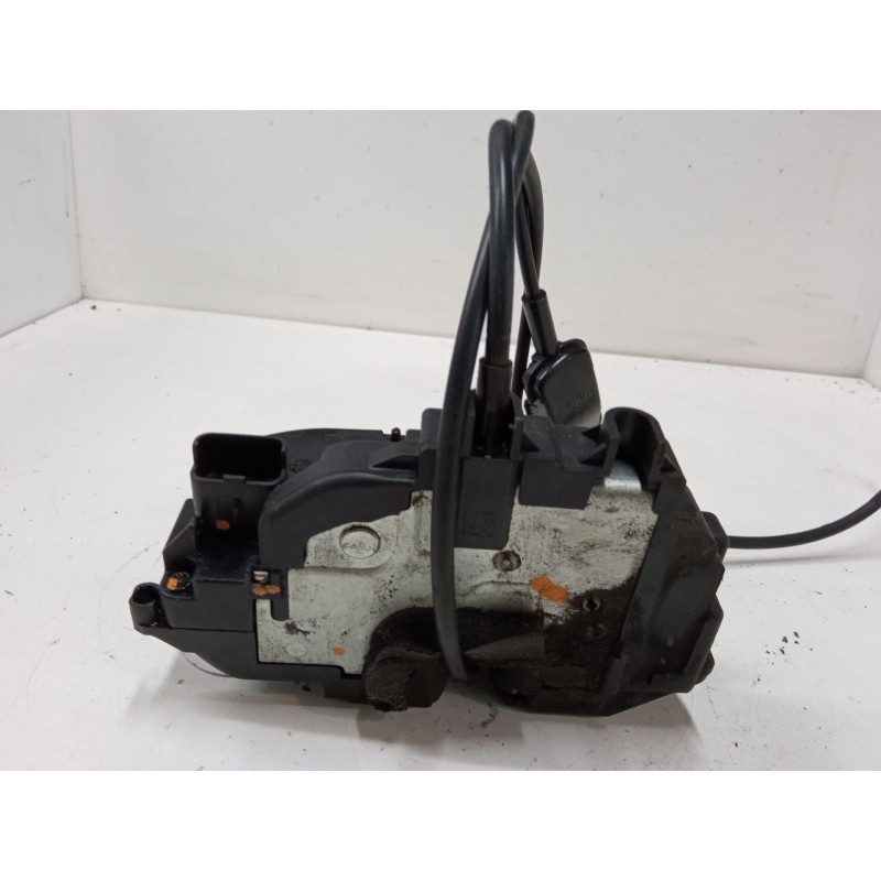 Recambio de cerradura derecha 3p para renault clio iii (br0/1, cr0/1) 1.5 dci (br17, cr17) referencia OEM IAM   