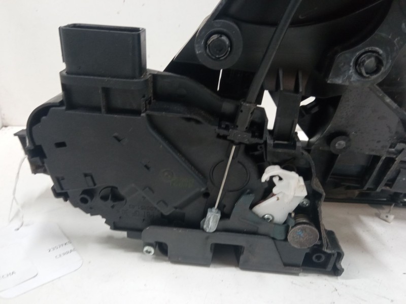 Recambio de cerradura puerta delantera derecha para volvo s40 ii (544) 1.8 referencia OEM IAM   