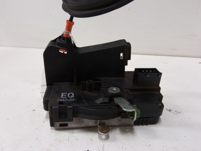 Recambio de cerradura puerta delantera izquierda para opel combo tour 1.6 referencia OEM IAM   