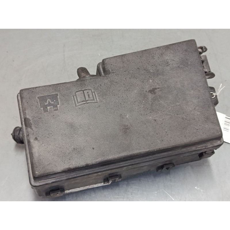 Recambio de caja reles / fusibles para ford c-max ii (dxa/cb7, dxa/ceu) 1.0 ecoboost referencia OEM IAM AV6T14K733  