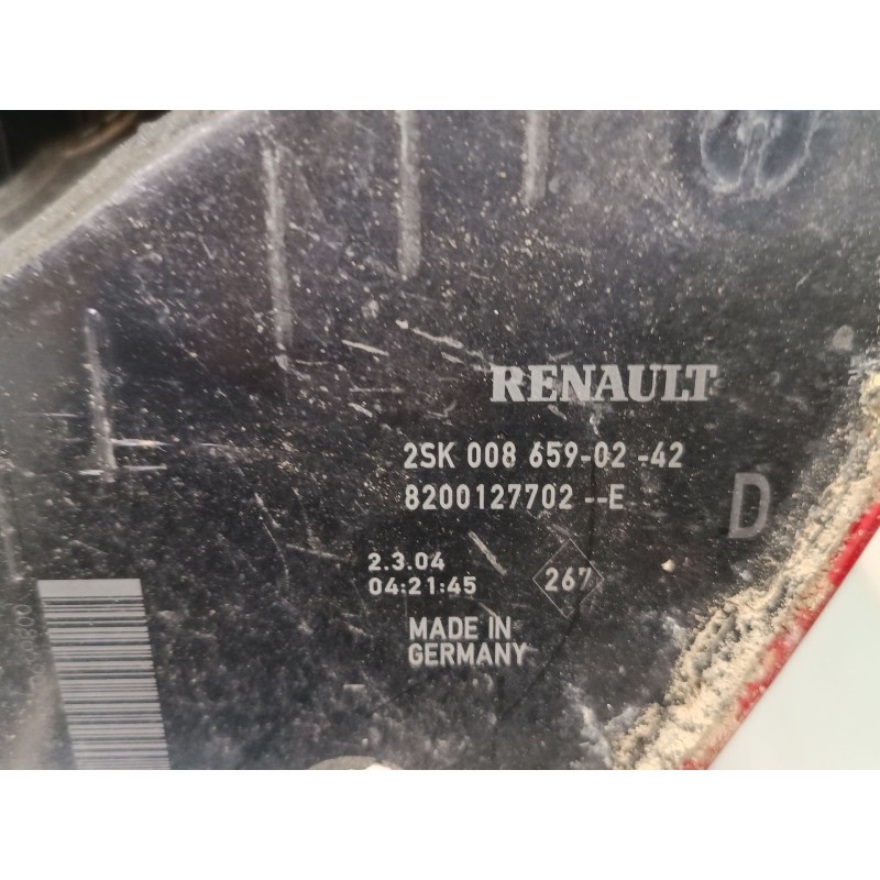 Recambio de piloto trasero derecho para renault scénic ii (jm0/1_) 1.6 (jm0c, jm0j, jm1b) referencia OEM IAM 8200127702  