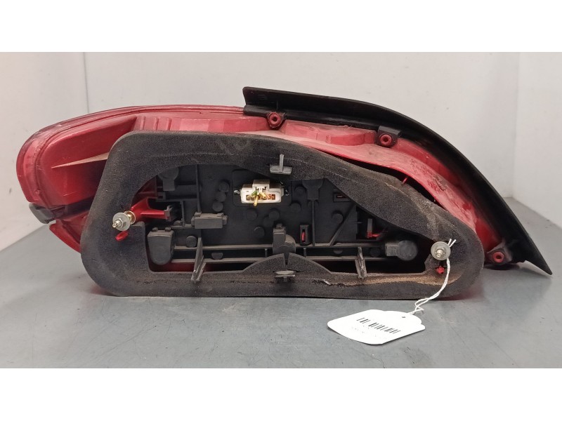 Recambio de piloto trasero derecho para peugeot 406 (8b) 1.8 16v referencia OEM IAM 9644652577  