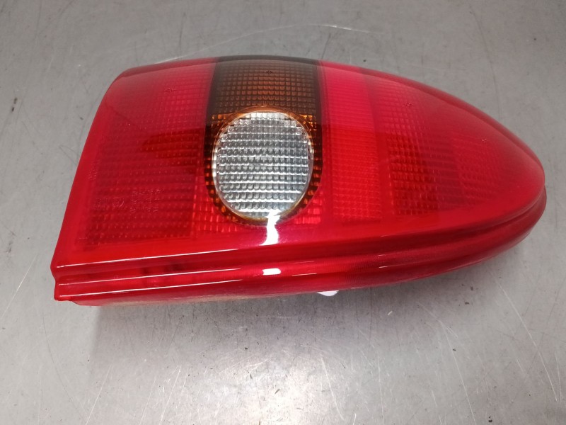 Recambio de piloto trasero izquierdo para opel corsa b (s93) 1.2 i (f08, f68, m68) referencia OEM IAM   