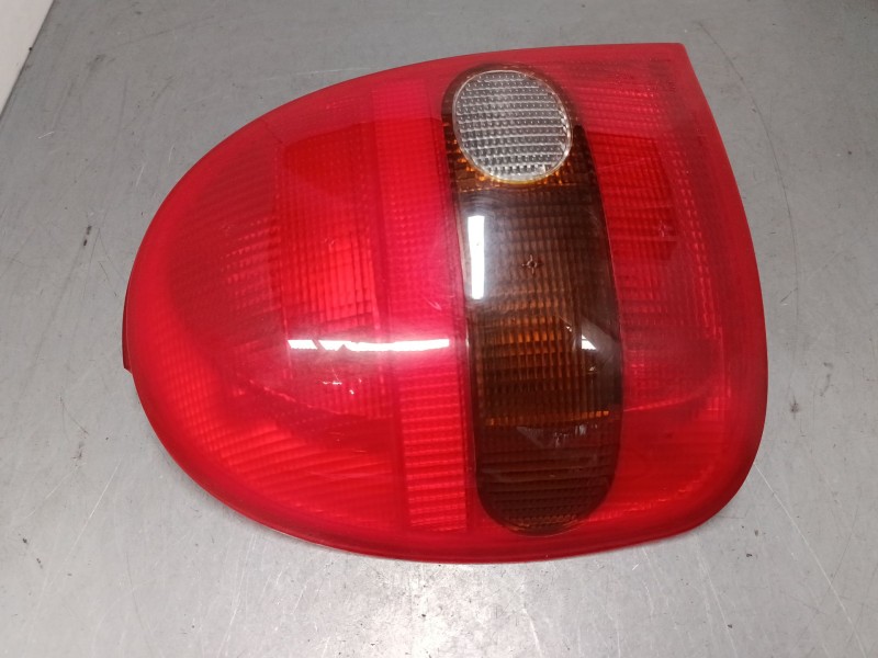 Recambio de piloto trasero izquierdo para opel corsa b (s93) 1.2 i (f08, f68, m68) referencia OEM IAM   