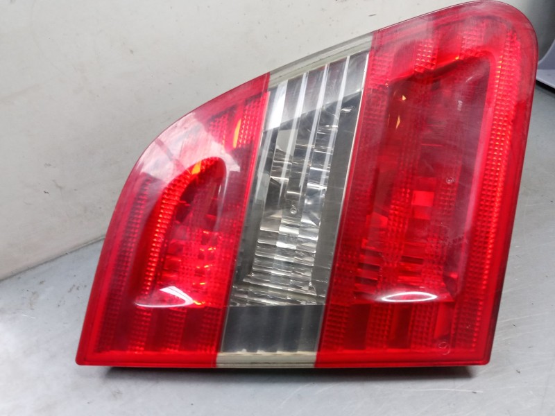 Recambio de piloto trasero porton izquierdo para mercedes-benz clase b sports tourer (w246, w242) b 200 cdi / d (246.208) refere