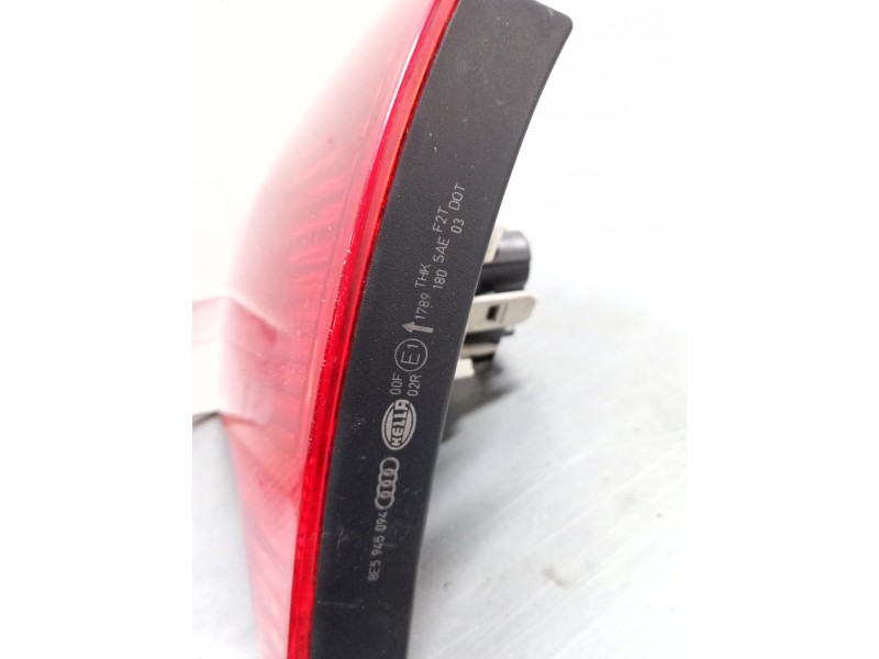 Recambio de piloto trasero porton derecho para audi a4 b7 (8ec) 3.0 tdi quattro referencia OEM IAM   