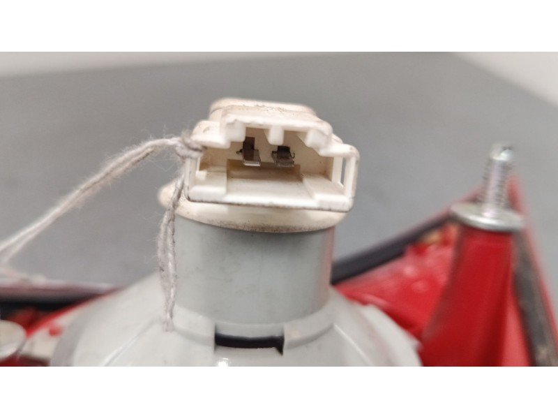 Recambio de piloto trasero porton derecho para volkswagen golf v (1k1) 1.4 16v referencia OEM IAM 1K6945094G 89031778 
