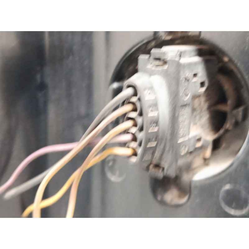 Recambio de piloto trasero derecho para land rover range rover iii (l322) 3.6 d 4x4 referencia OEM IAM LR031755 26159424 