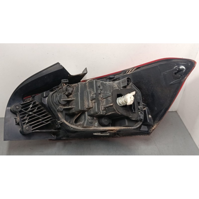 Recambio de piloto trasero izquierdo para seat ibiza v (kj1, kjg) 1.0 mpi referencia OEM IAM 6F0945095H  