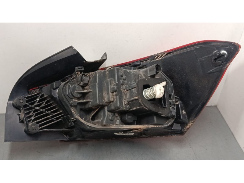 Recambio de piloto trasero izquierdo para seat ibiza v (kj1, kjg) 1.0 mpi referencia OEM IAM 6F0945095H  