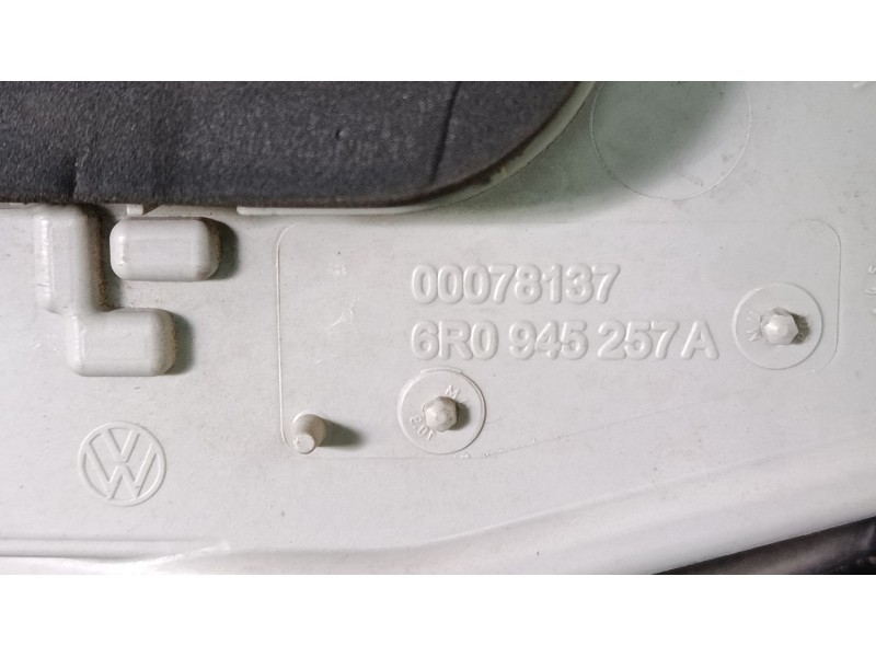 Recambio de piloto trasero izquierdo para volkswagen polo v (6r1, 6c1) 1.2 tdi referencia OEM IAM 6R0945095  