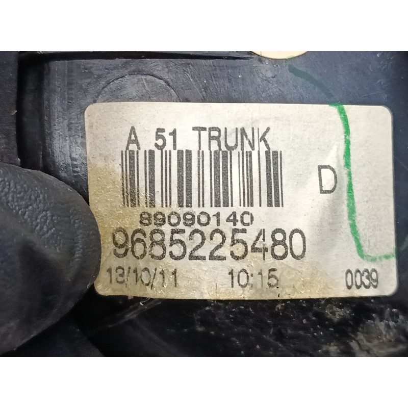 Recambio de piloto trasero porton derecho para citroën c3 ii (sc_) 1.4 hdi 70 (sc8hzc, sc8hr0, sc8hp4) referencia OEM IAM 968522
