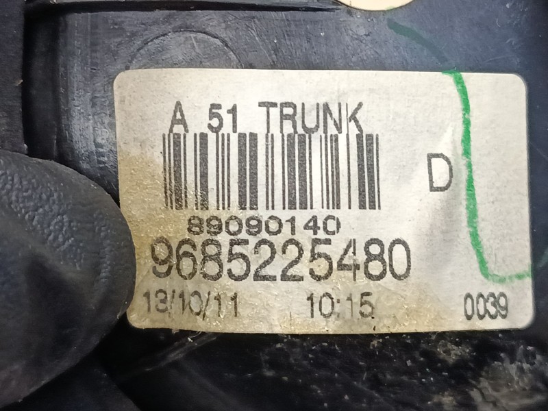 Recambio de piloto trasero porton derecho para citroën c3 ii (sc_) 1.4 hdi 70 (sc8hzc, sc8hr0, sc8hp4) referencia OEM IAM 968522