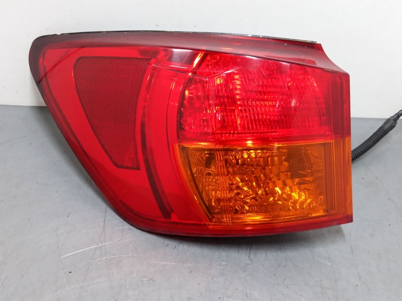 Recambio de piloto trasero izquierdo para lexus is ii (_e2_) 220d (ale20) referencia OEM IAM 8156153162  