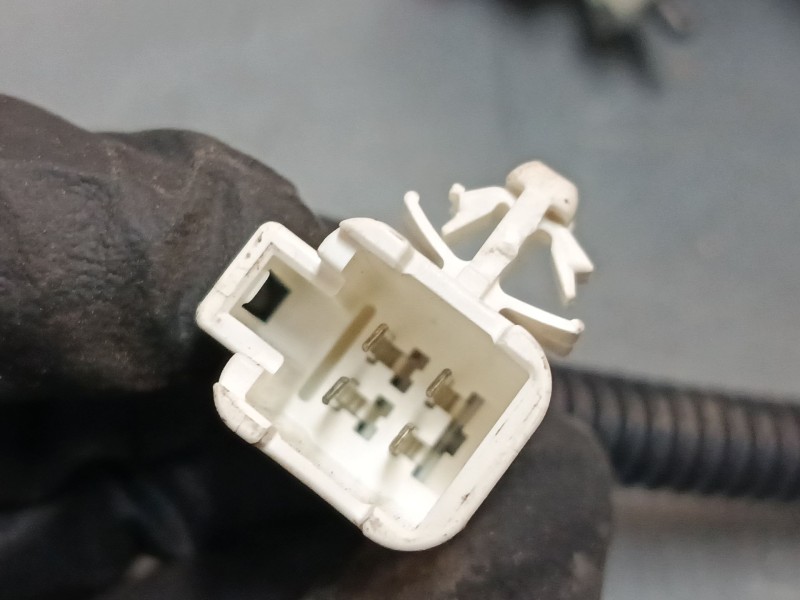 Recambio de piloto trasero porton izquierdo para lexus is ii (_e2_) 220d (ale20) referencia OEM IAM 8159153070  
