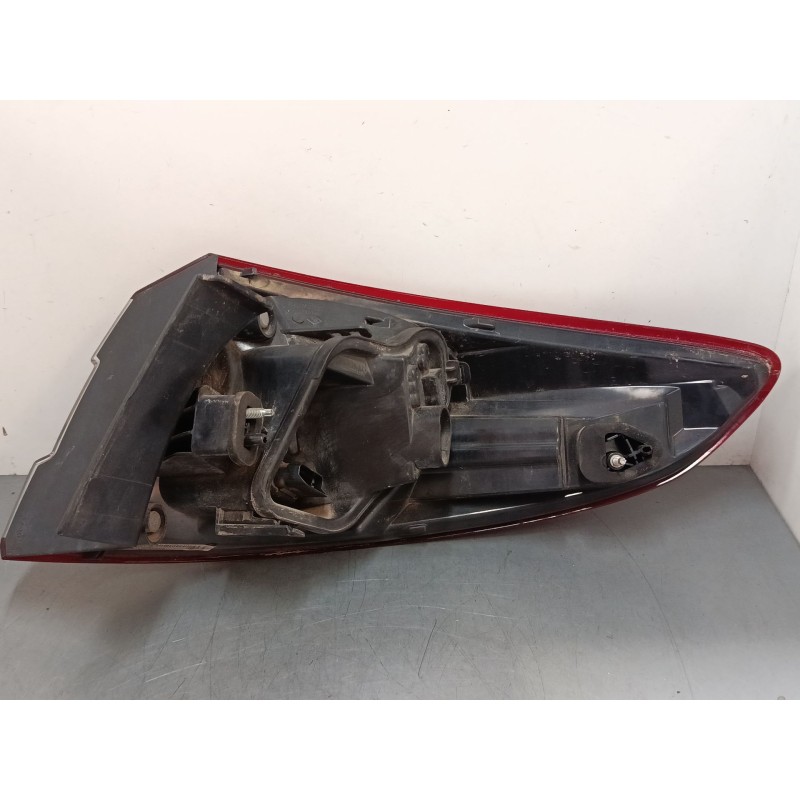 Recambio de piloto trasero izquierdo para renault megane iii grandtour (kz0/1) 1.2 tce (kz2b, kz11) referencia OEM IAM 265550010