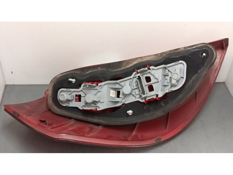 Recambio de piloto trasero derecho para mercedes-benz clase a (w169) a 180 cdi (169.007, 169.307) referencia OEM IAM A1698201064