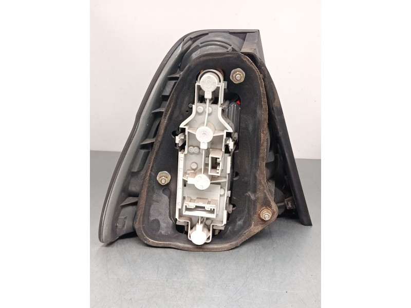 Recambio de piloto trasero derecho para bmw 3 compact (e46) 325 ti referencia OEM IAM 63216927764  