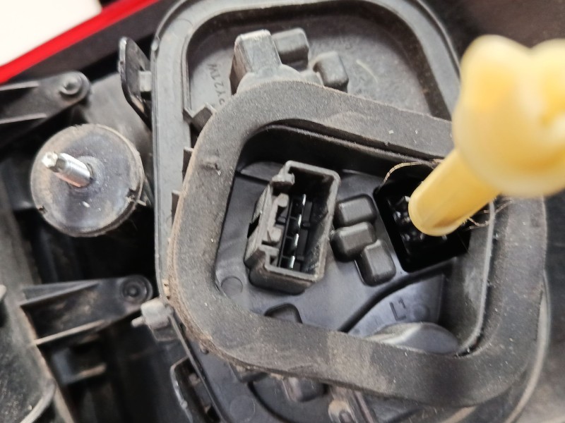 Recambio de piloto trasero izquierdo para ford c-max ii (dxa/cb7, dxa/ceu) 1.6 ti referencia OEM IAM AM5113405BF  