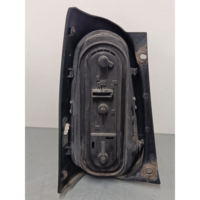 Recambio de piloto trasero derecho para smart fortwo coupé (450) 0.7 (450.352, 450.332) referencia OEM IAM 0011645  