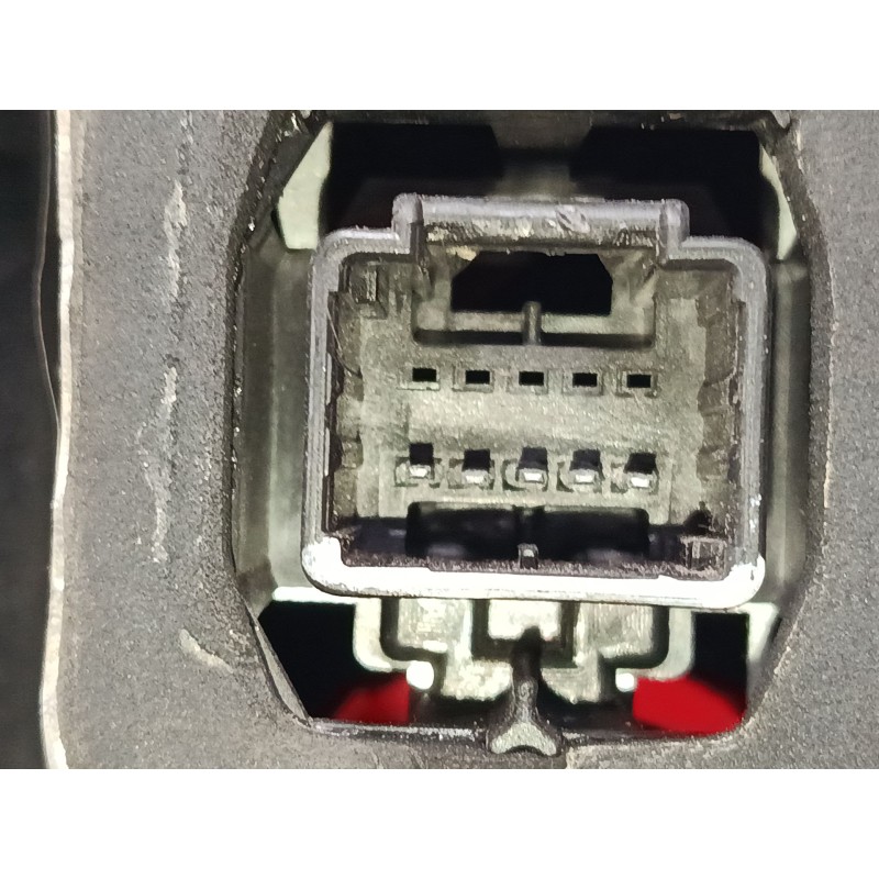 Recambio de piloto trasero izquierdo para renault kangoo / grand kangoo ii (kw0/1_) 1.5 dci 85 (kw0k, kw0l, kw0b) referencia OEM