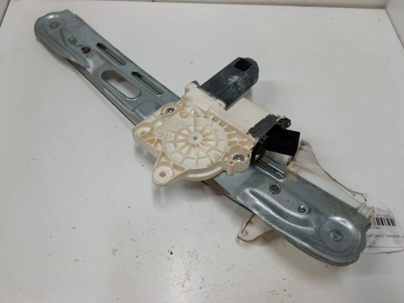 Recambio de elevalunas electrico trasero derecho para opel vectra c gts (z02) 1.9 cdti (f68) referencia OEM IAM 106155102  