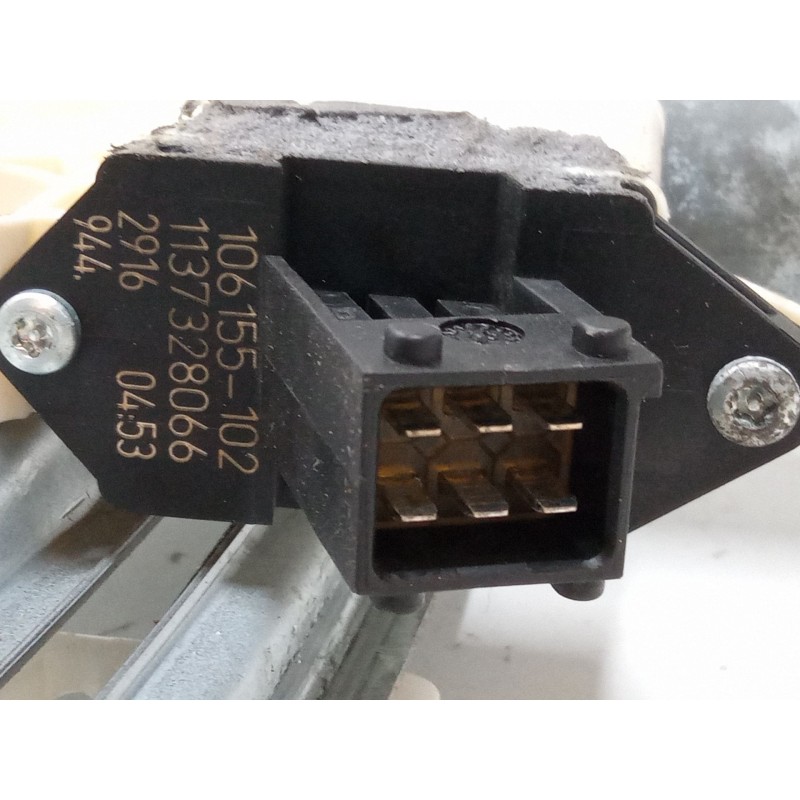 Recambio de elevalunas electrico trasero derecho para opel vectra c gts (z02) 1.9 cdti (f68) referencia OEM IAM 106155102  