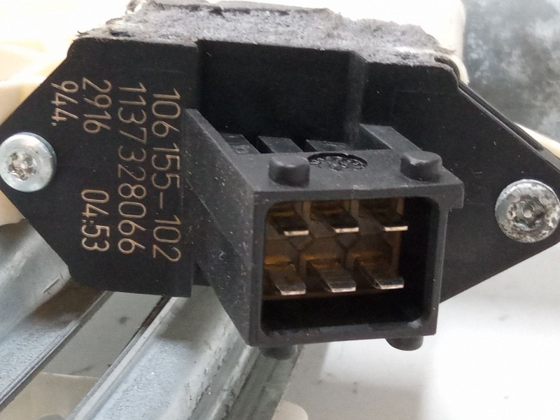 Recambio de elevalunas electrico trasero derecho para opel vectra c gts (z02) 1.9 cdti (f68) referencia OEM IAM 106155102  
