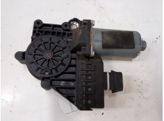 Recambio de motor elevaluna delantero izquierdo para opel zafira / zafira family b (a05) 1.9 cdti (m75) referencia OEM IAM   