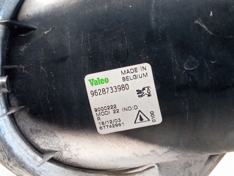 Recambio de faro antiniebla derecho para peugeot 206 sw (2e/k) 1.4 16v referencia OEM IAM 9628733980  