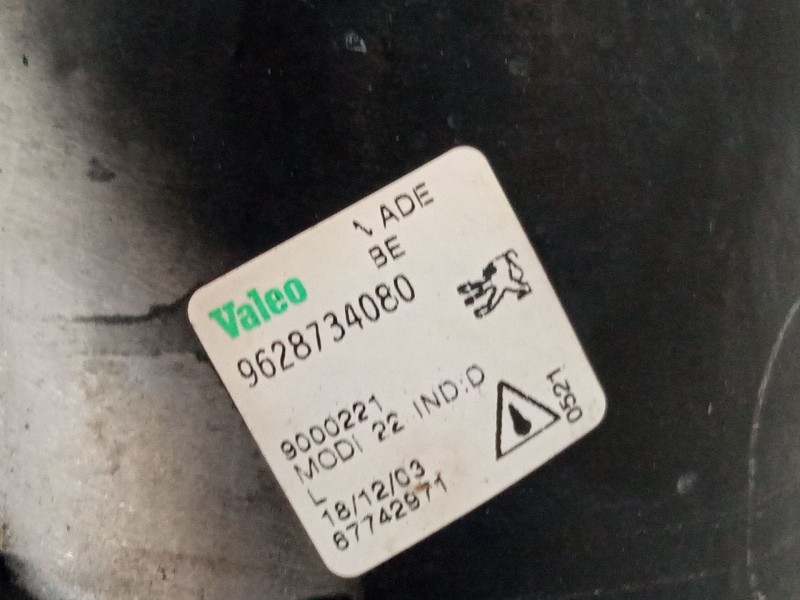 Recambio de faro antiniebla izquierdo para peugeot 206 sw (2e/k) 1.4 16v referencia OEM IAM 9628734080  